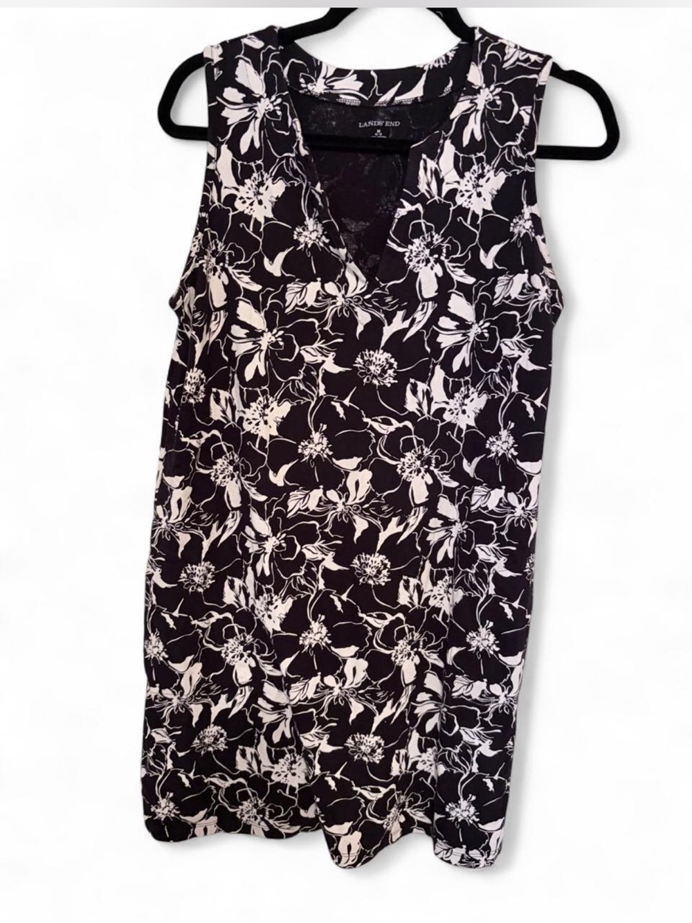 Lands' End Black and White Floral V-Neck Sleeveless Dress